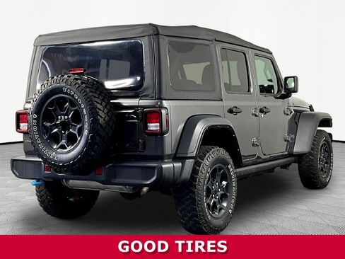 Used 2023 Jeep Wrangler Unlimited w/ Cold Weather Group AWD/4WD image 6