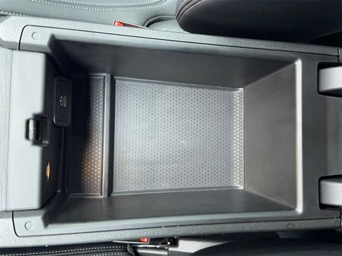 Used 2024 BMW 330i Sedan image 37