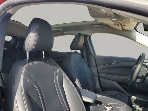 Used 2021 Ford Mustang Mach-E Premium image 15