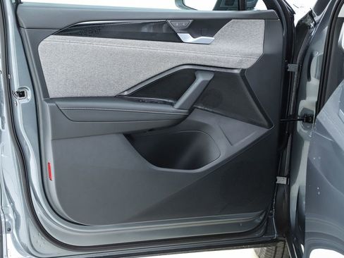 New 2026 Volkswagen Tiguan S image 55