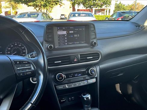 Used 2018 Hyundai Kona Limited AWD/4WD image 6