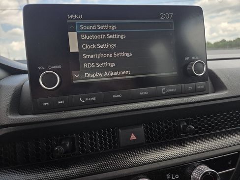 Used 2024 Honda CR-V EX image 9
