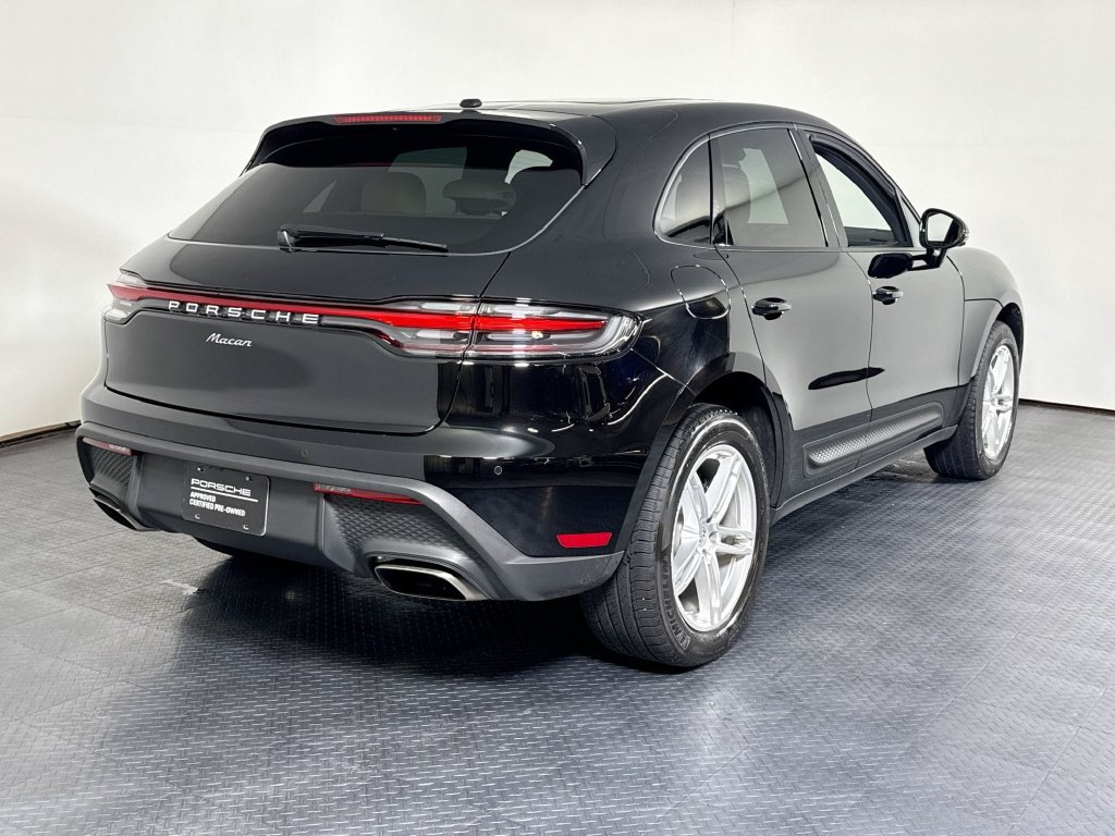 Certified 2026 Porsche Macan AWD/4WD image 7