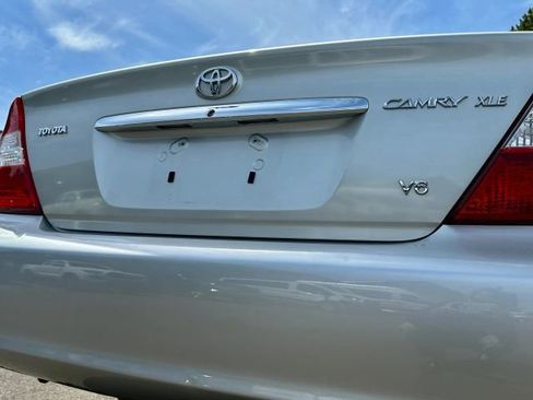 Used 2002 Toyota Camry LE FWD image 9