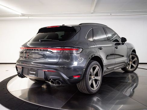 Certified 2023 Porsche Macan AWD/4WD image 7