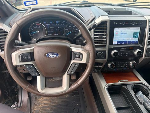 Used 2020 Ford F250 King Ranch w/ King Ranch Ultimate Package AWD/4WD image 24