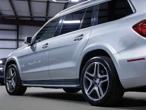 Used 2017 Mercedes-Benz GLS 550 4MATIC image 15