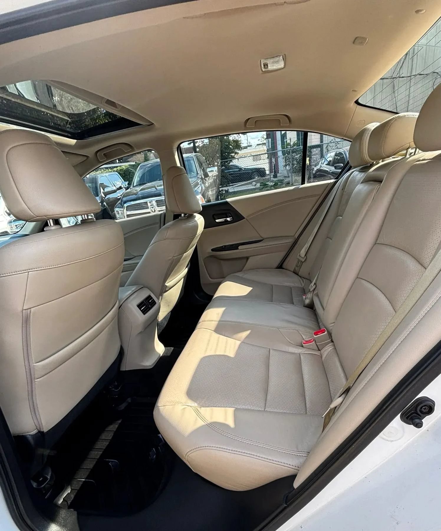 Used 2017 Honda Accord Touring image 13