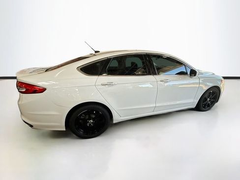 Used 2018 Ford Fusion Titanium AWD/4WD image 5