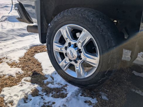 Used 2019 Chevrolet Silverado 2500 LTZ w/ Duramax Plus Package image 10