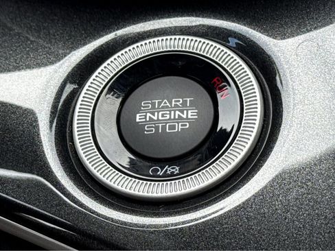 Certified 2022 Jeep Grand Cherokee Altitude image 19