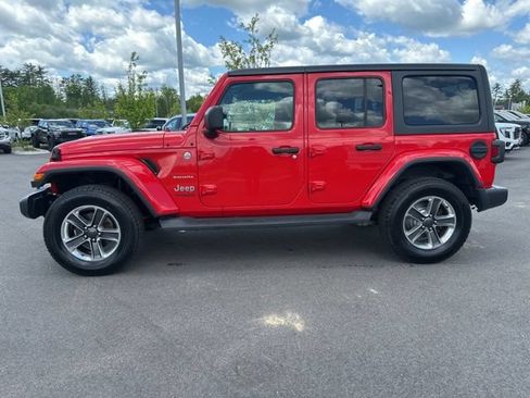 Used 2020 Jeep Wrangler Unlimited Sahara AWD/4WD image 2
