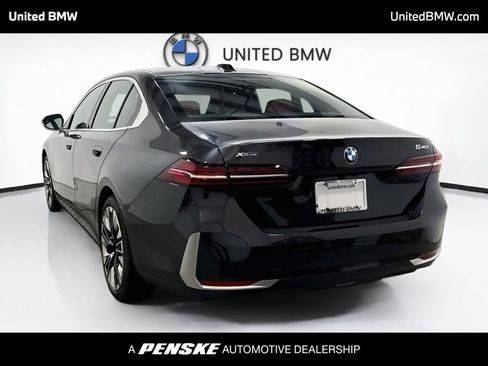Certified 2026 BMW 540i xDrive AWD/4WD image 7