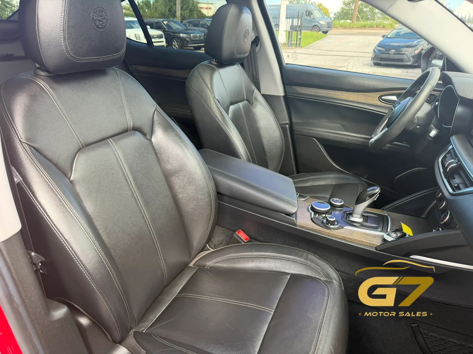 Used 2018 Alfa Romeo Stelvio Ti AWD/4WD image 14