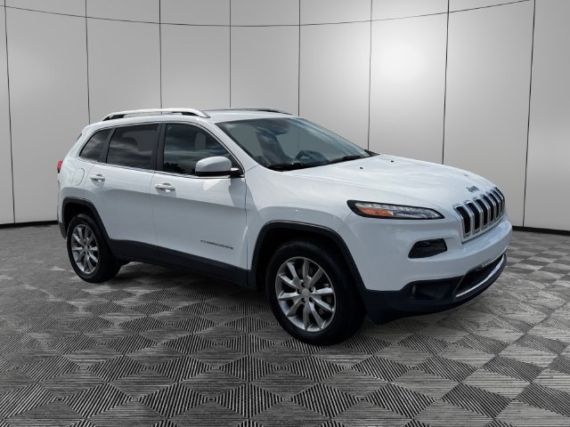 Used 2017 Jeep Cherokee Limited AWD/4WD image 7