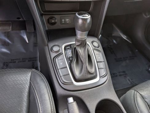 Used 2019 Hyundai Kona Limited image 20