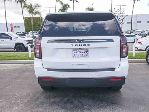 Used 2022 Chevrolet Tahoe Z71 w/ Luxury Package AWD/4WD image 8