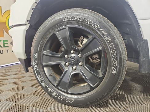 Used 2023 RAM 1500 Big Horn AWD/4WD image 35