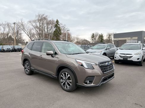 Certified 2023 Subaru Forester Limited image 15