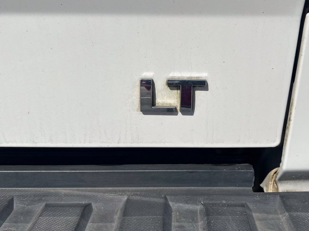 Used 2018 Chevrolet Silverado 1500 LT w/ LT Eassist Package RWD image 8