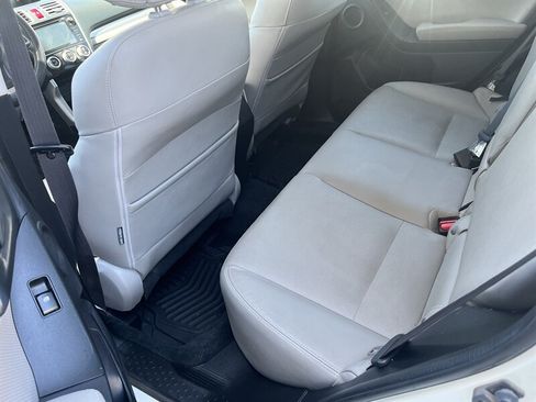 Used 2016 Subaru Forester 2.5i Limited AWD/4WD image 8