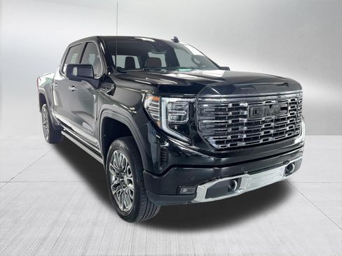 Used 2024 GMC Sierra 1500 Denali Ultimate AWD/4WD image 2