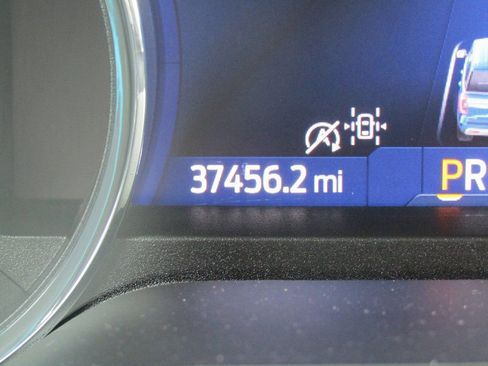 Used 2024 Ford Expedition Max XLT image 26