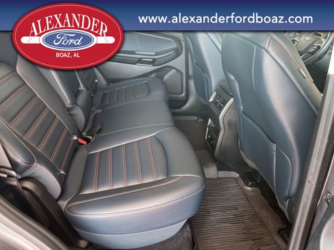Used 2022 Ford Edge SEL w/ Sport Appearance Package AWD/4WD image 16