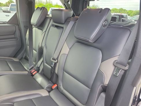 New 2026 Ford Bronco Outer Banks AWD/4WD image 14