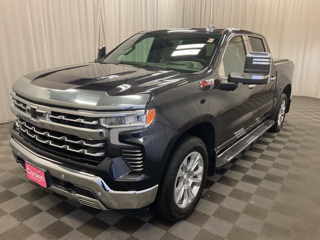 Used 2024 Chevrolet Silverado 1500 LTZ w/ LTZ Premium Package AWD/4WD image 5