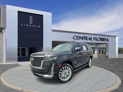 Used 2022 Cadillac Escalade Luxury AWD/4WD image 31