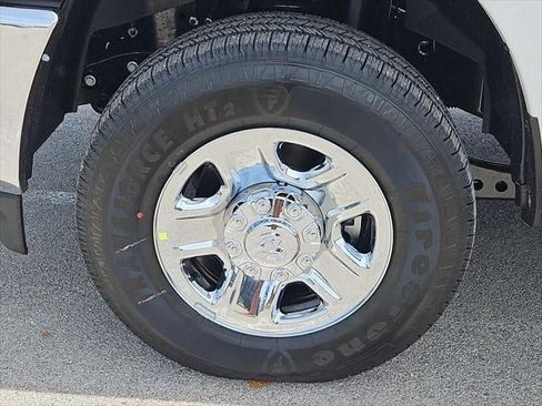 New 2026 RAM 2500 Tradesman AWD/4WD image 43