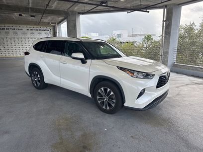 Used 2020 Toyota Highlander XLE