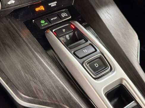 Used 2018 Honda Clarity Touring image 17