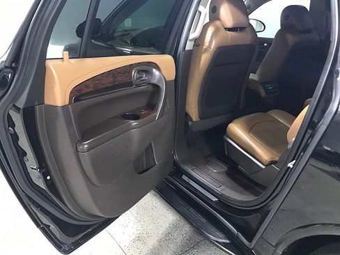 Used 2017 Buick Enclave Premium w/ Experience Buick Package FWD image 15