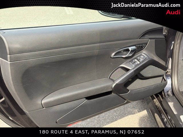 Used 2016 Porsche Cayman RWD image 11