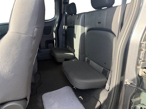 Used 2022 Nissan Frontier S w/ Technology Package image 13