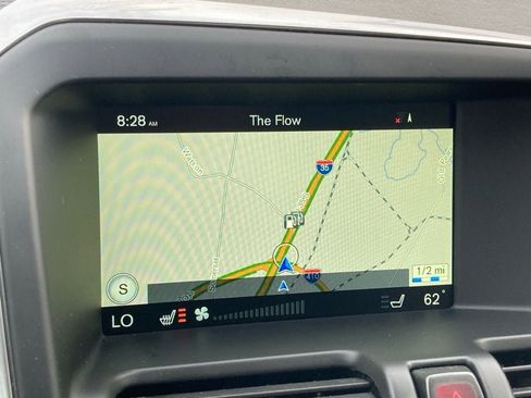 Used 2015 Volvo XC60 T6 w/ Proximity Package image 17