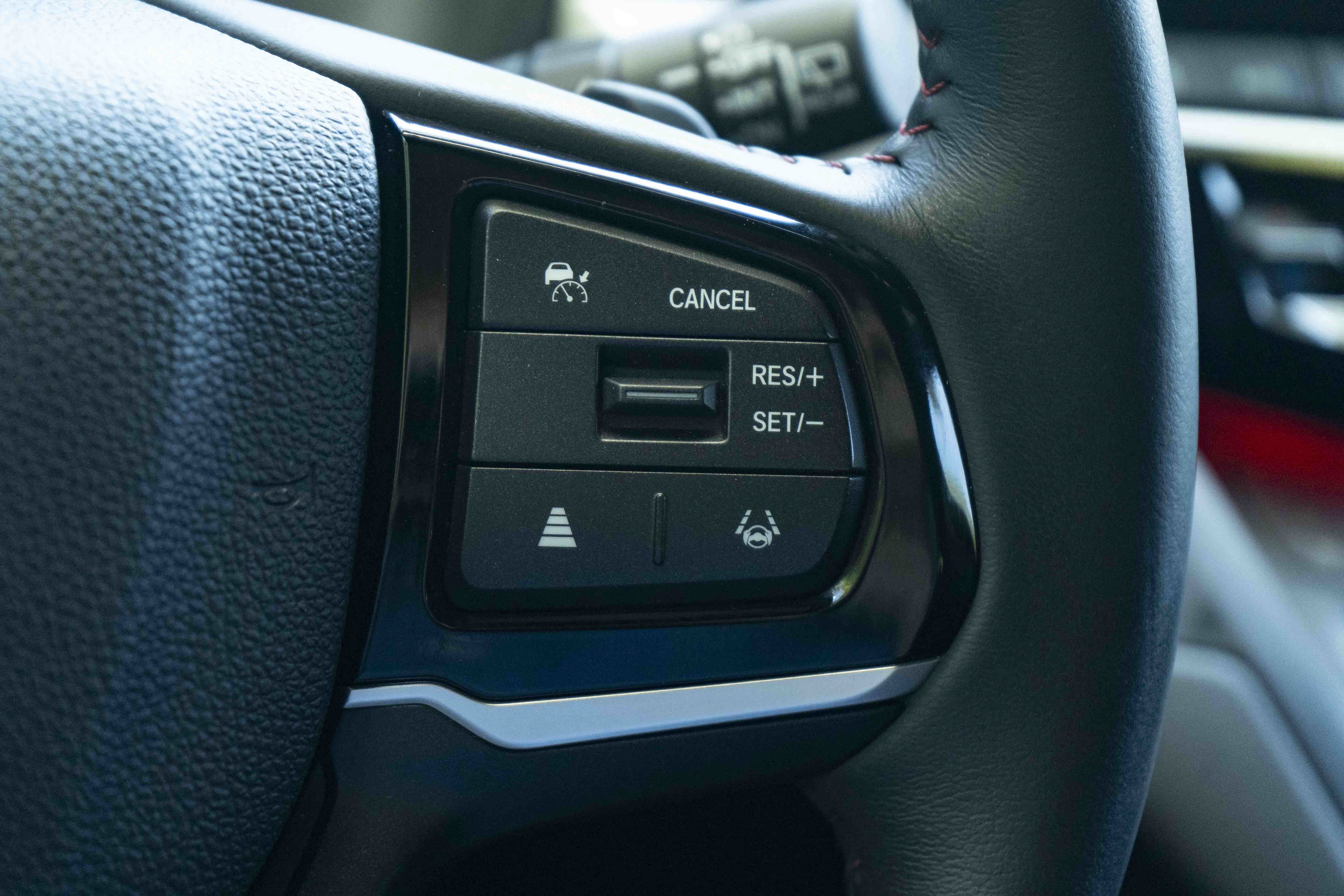 Used 2025 Honda Odyssey Sport-L image 22