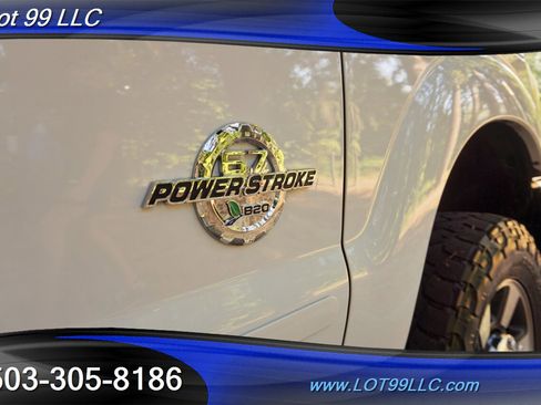 Used 2016 Ford F350 Lariat w/ Lariat Interior Package image 34