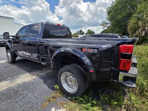 Used 2023 Ford F450 Lariat w/ Lariat Ultimate Package AWD/4WD image 4