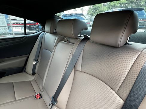 New 2025 Lexus ES 350 w/ Premium Package image 22