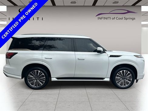 Used 2025 INFINITI QX80 Sensory image 8