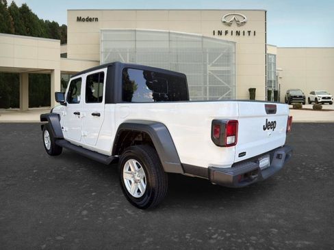 Used 2023 Jeep Gladiator Sport AWD/4WD image 6