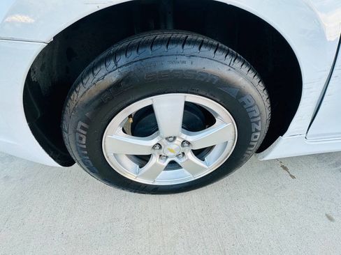 Used 2011 Chevrolet Cruze LT w/ RS Package image 29