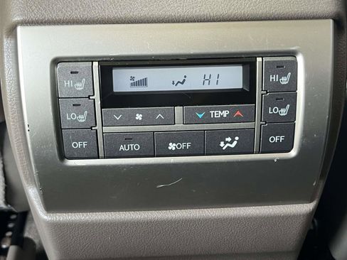 Used 2016 Lexus GX 460 w/ Premium Package AWD/4WD image 9