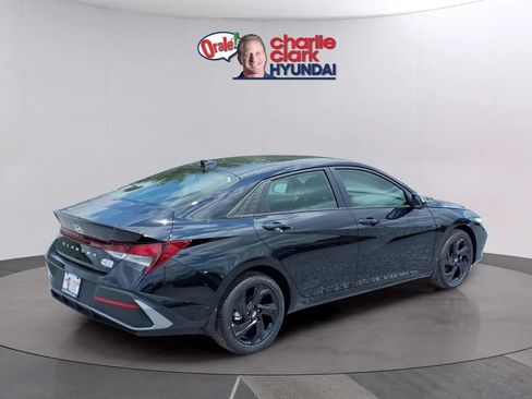 New 2026 Hyundai Elantra Sport FWD image 5