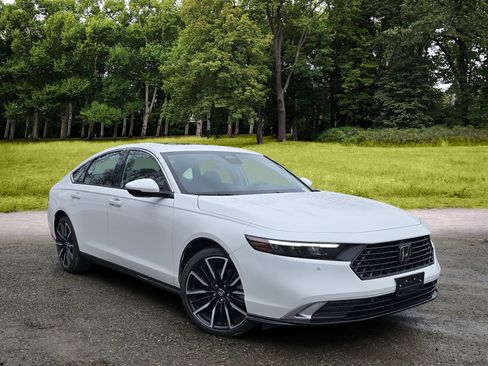New 2025 Honda Accord Touring image 1