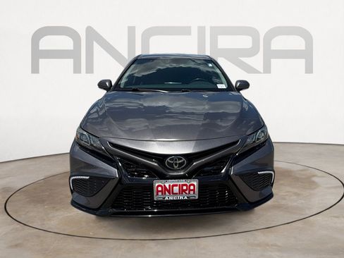 Used 2023 Toyota Camry SE FWD image 5