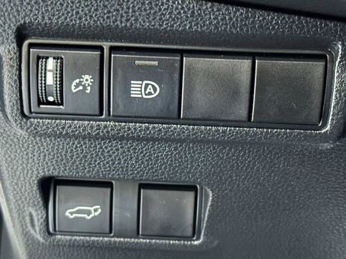 Certified 2023 Toyota Corolla Cross XLE w/ Convenience Package image 20